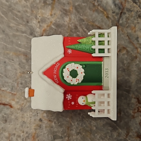 Hallmark 2013 New Home Ornament - Picture 2 of 9